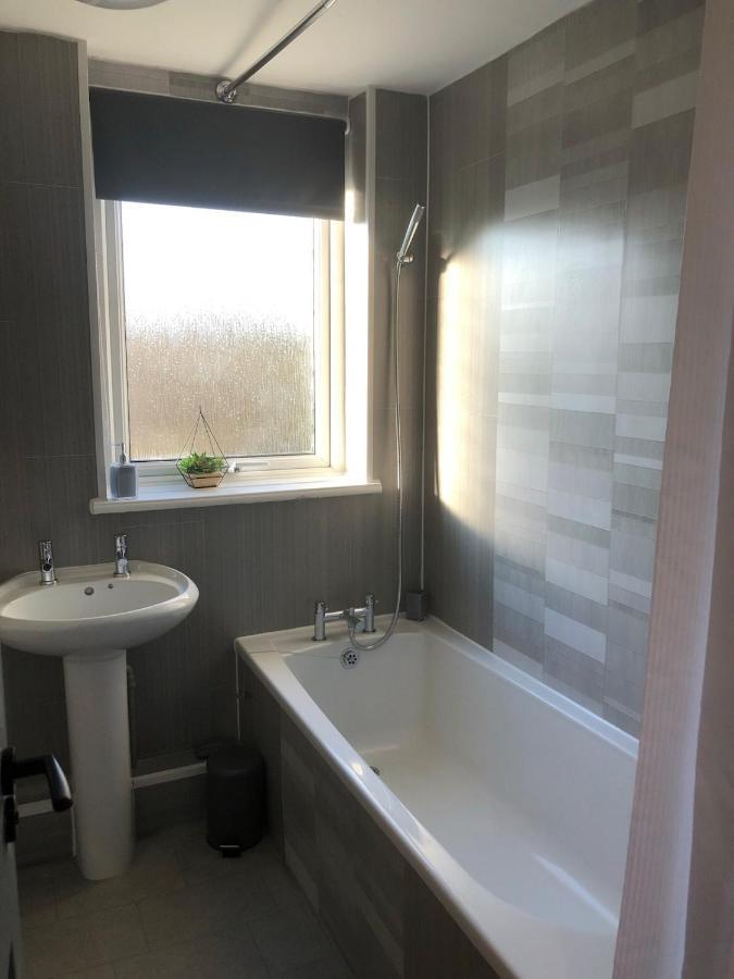 Rowan Place 5 Bedroom Off Street Parking Durham