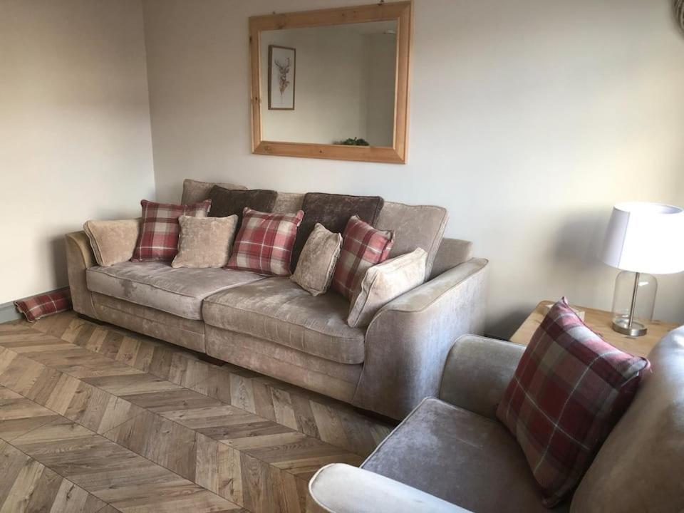 Rowan Place 5 Bedroom Off Street Parking * Durham