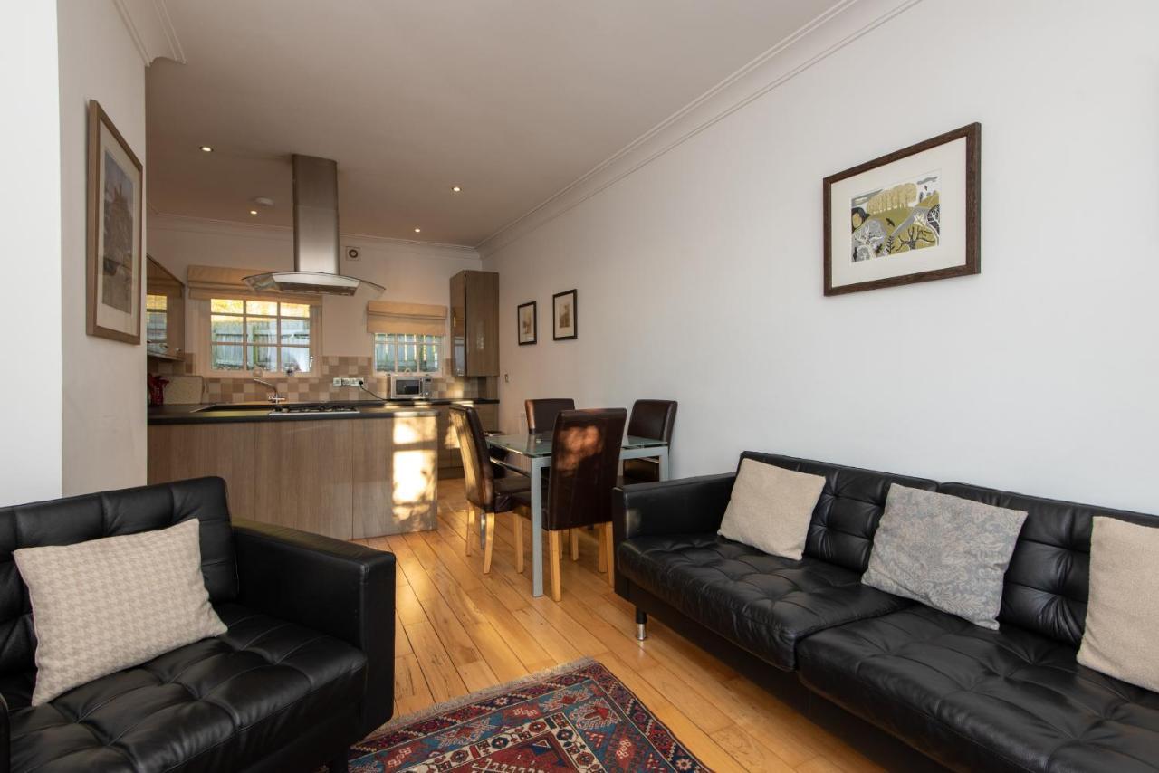 4 The Grove Apartment