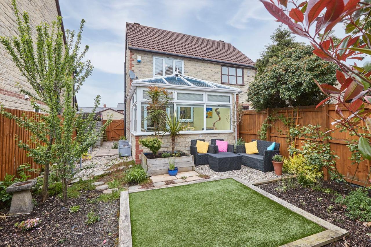 Host & - Garden Holiday home *