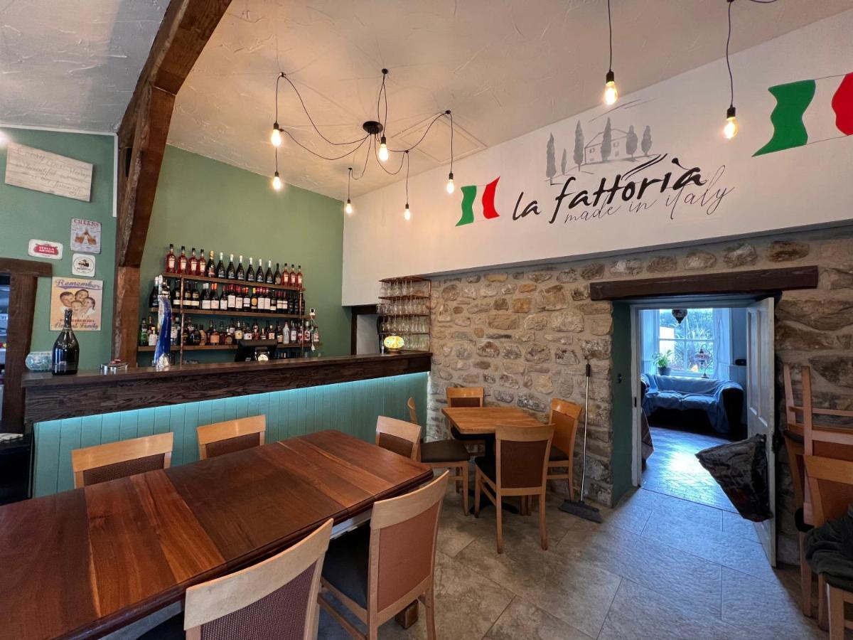 La Fattoria Bed & Breakfast *