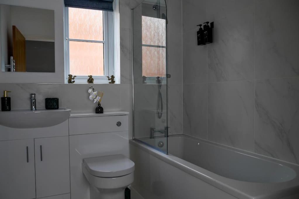 Apartment Free Parking, Families, Short - *