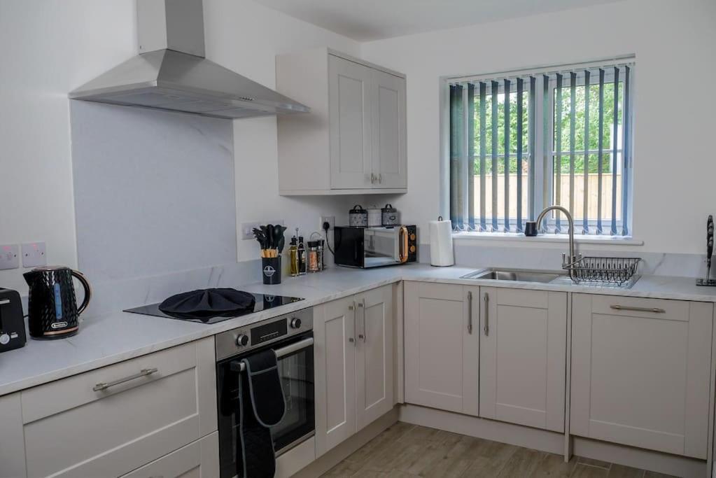 Free Parking, Families, Short - Durham