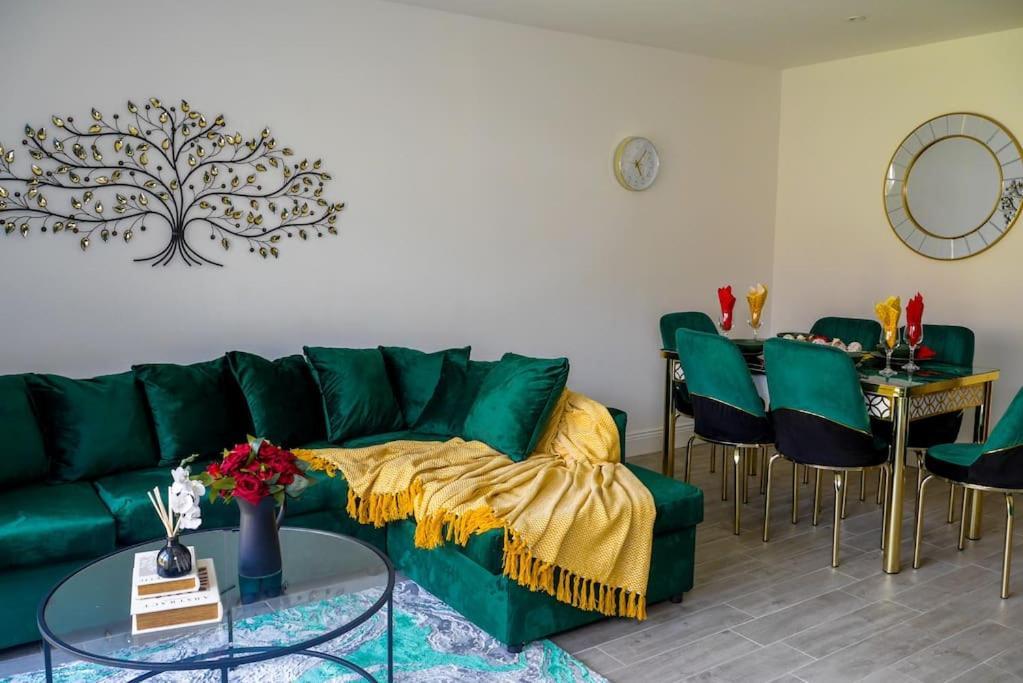Free Parking, Families, Short - Apartment Durham