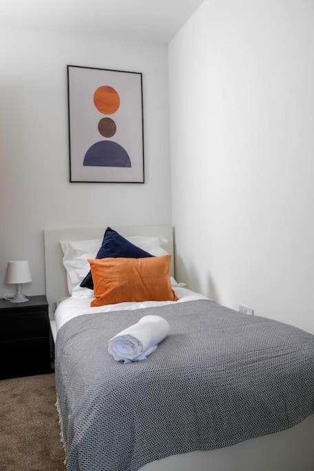 Durham, Free Parking, - Modern House Homestay *