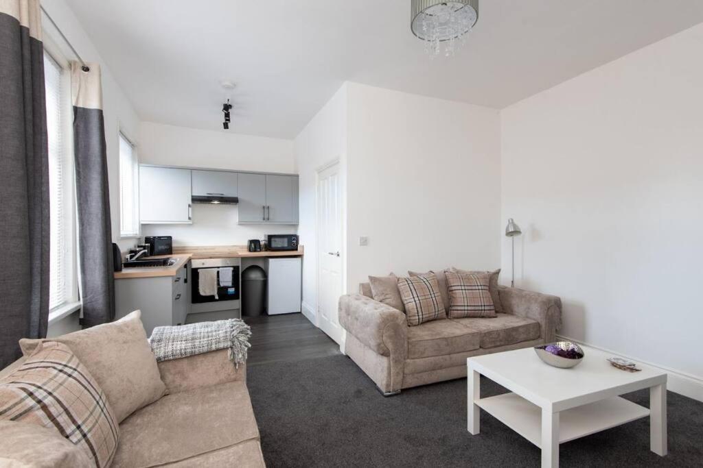 Holiday home Brooklyn House- Two Separate Flats