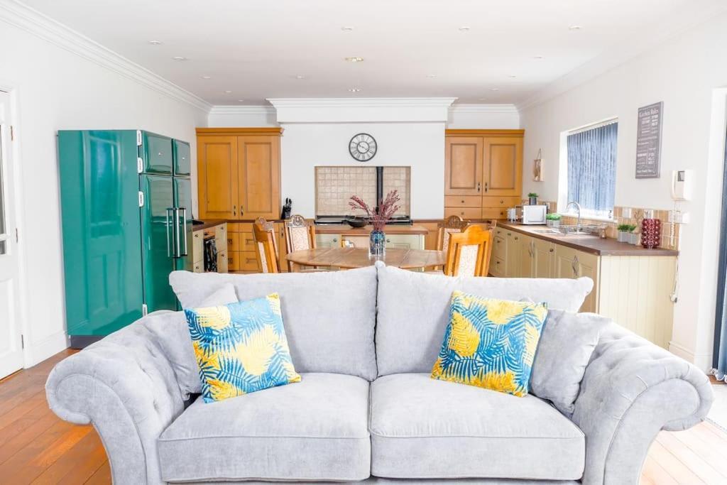 Luxury Mansion, Central, Perfect For Groups