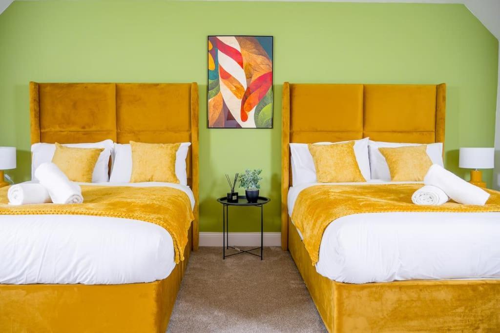 Luxury Mansion, Central, Perfect For Groups Apartment Durham