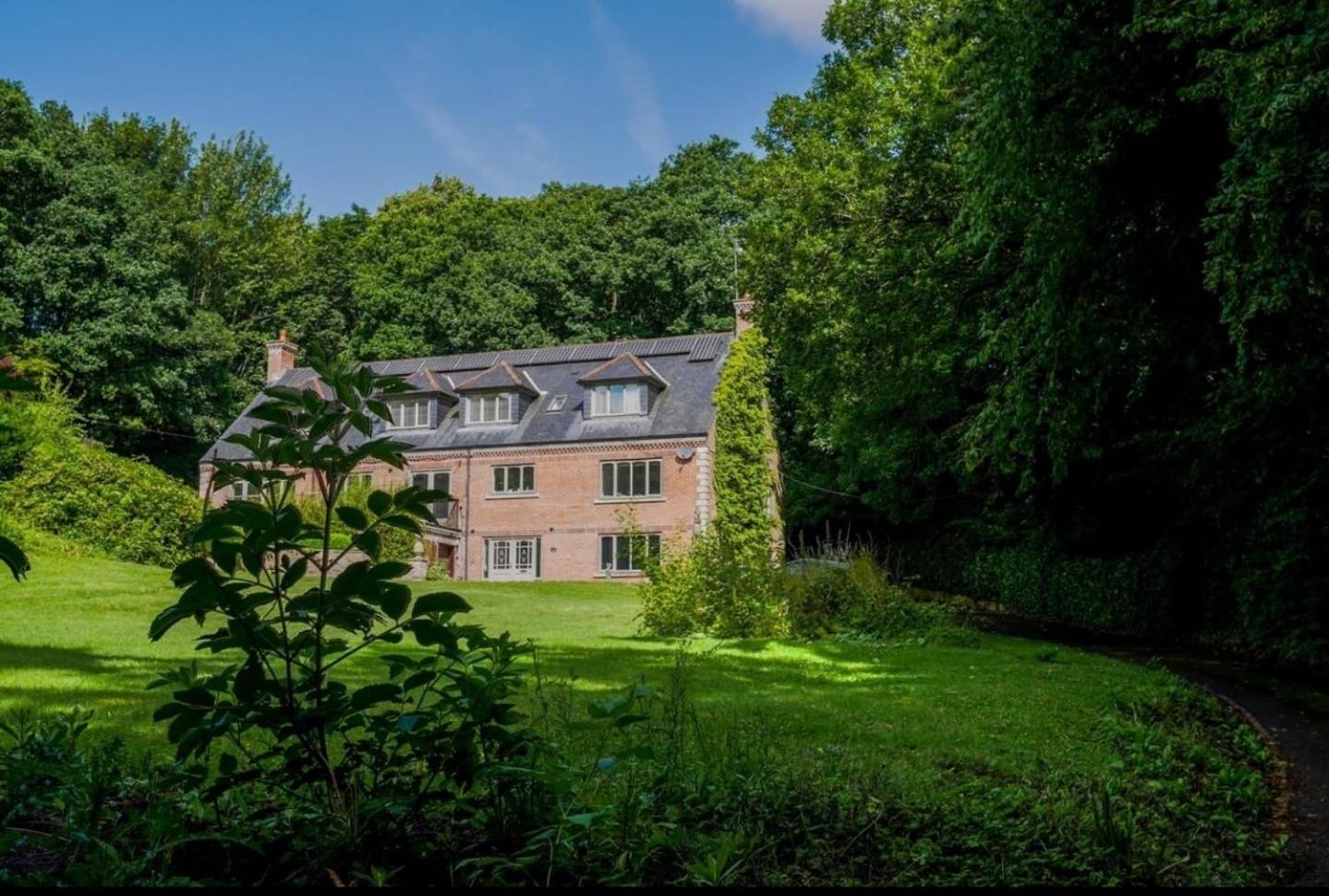 Luxury Mansion, Central, Perfect For Groups