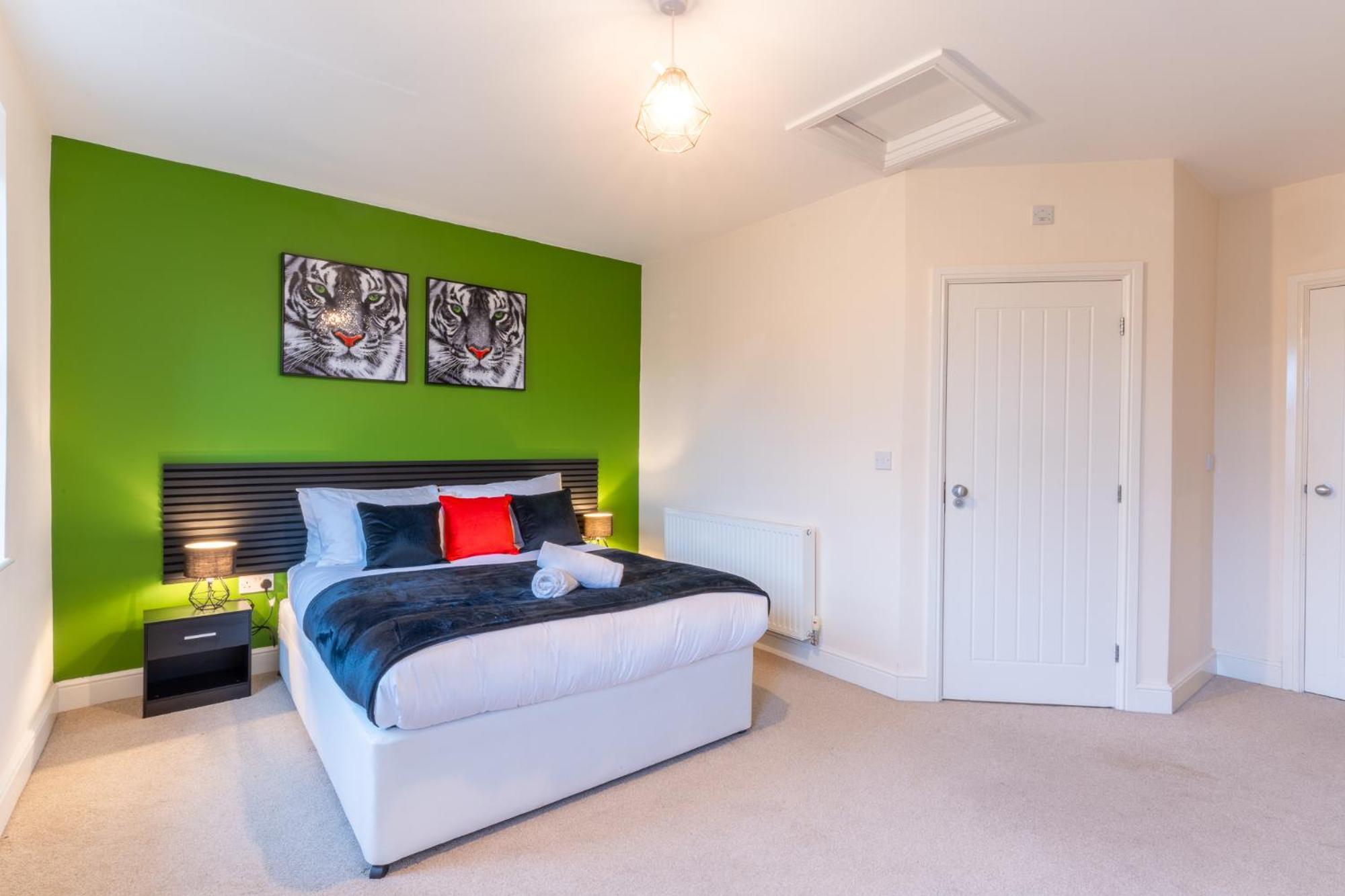 Heart Of Durham, Modern, Free Parking - Perfect For Families And Contractors Durham