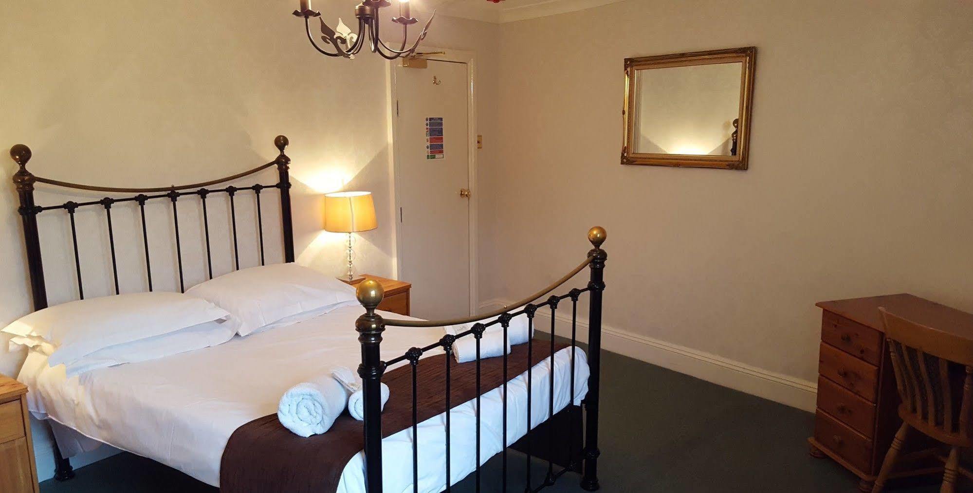Oyo Seven Stars Hotel Durham