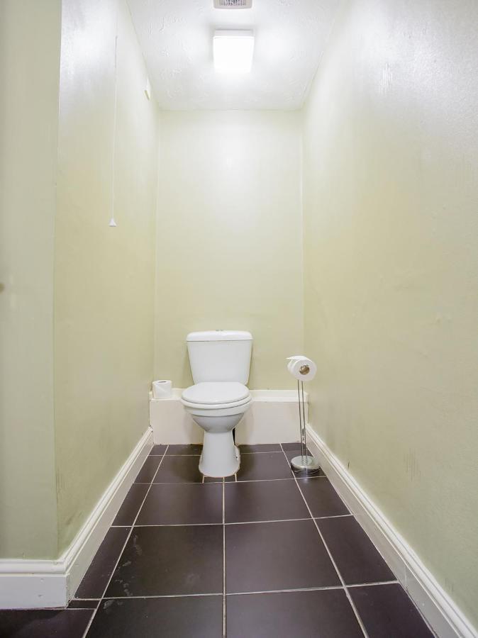 Hotel Oyo Seven Stars 3*